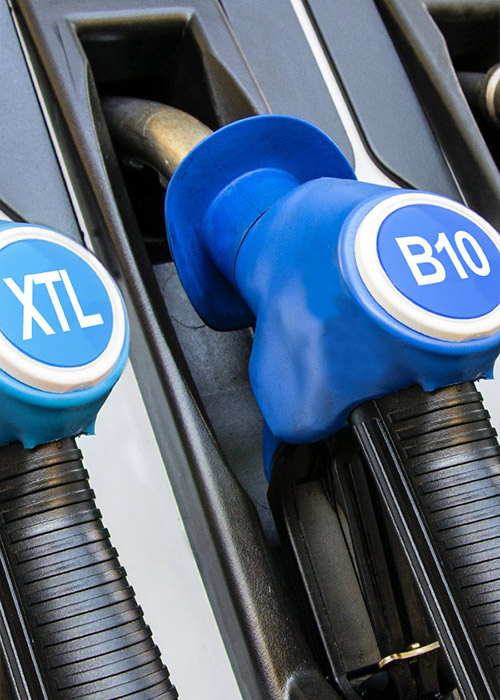 Neue Fuels: XTL und B10